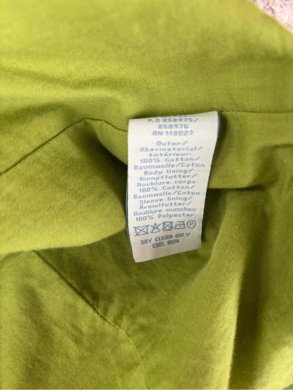 Boden Hydrangea rain jacket with hood - Picture 2 of 10